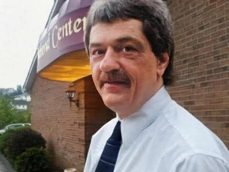 Mark Holmes Death